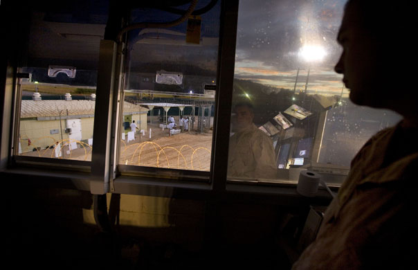 Gallery Guantanamo Bay : An observation tower at Guantanamo Bay 
