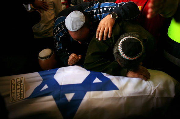 Gallery Gaza: Israeli funeral for Hamas rocket victim