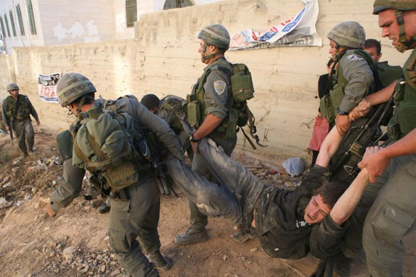 Gallery Israel evicts settlers: Israel evicts settlers from Hebron