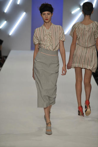 Gallery Katine Auction part 2: Betty Jackson catwalk show