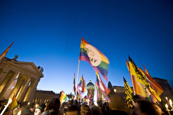 Gallery 24 hours in pictures: Demonstratorsin St Peter's Square