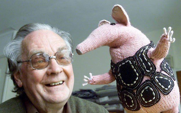 Gallery Oliver Postgate: Oliver Postage with one of the Clangers