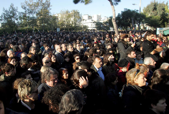 Gallery Funeral in Athens: Riots in Athens