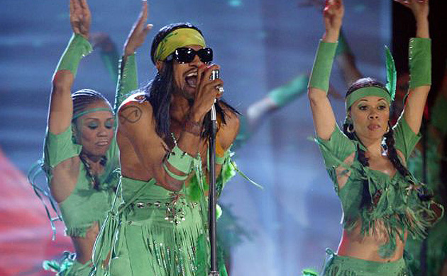 Hey Ya! Andre 3000 regrets all of his tattoos saying: I had six silly tattoos done when I was young and I bitterly regret them. I've thought about laser surgery, but that leaves a scar, so I'm just leaving them.
