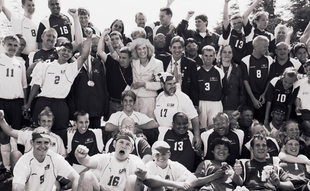 Eunice Kennedy Shriver poses with athletes at the Special Olympics World Summer Games 2003 in Ireland