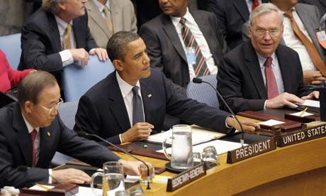 Barack Obama presides over a UN security council meeting on nuclear weapons.