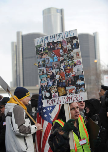Gallery Detroit Auto Show: Auto workers demonstrate near GM headquarters