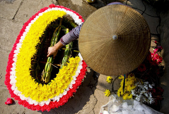 Gallery 24 hours in pictures : Hanoians get ready for the Vietnamese New Year 'Tet'