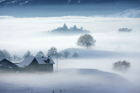 Gallery 14 January 2009: Kerns, Switzerland: Fog surrounds the landscape around the town
