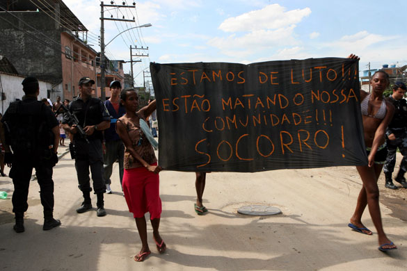 Gallery City of God: Rio Favela Conquered by Police