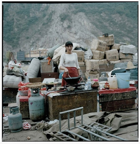 Gallery Gallery Luo Dan: The fish on the road