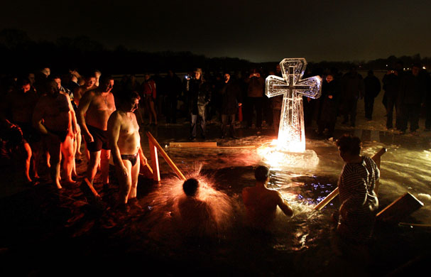 Gallery 24 hours in pictures: Epiphany in Moscow