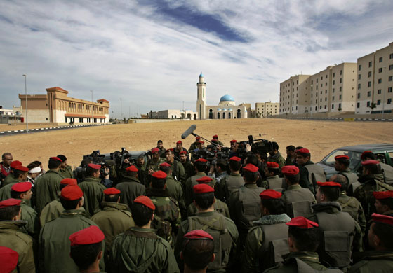 Gallery Gaza then and now: Palestinian police officers in Beit Lahia