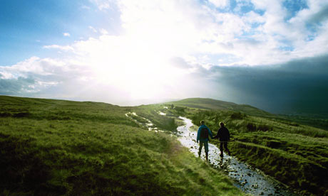 Pendle Hill near Padiham near Clitheroe. Dating09