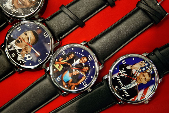 Gallery Obama merchandise: Washington DC, US: Wrist watches with the image of Barack Obama