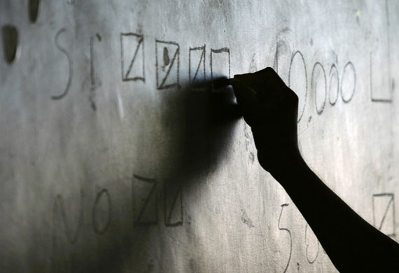 Gallery 24 hours in pictures: Referendum on the new constitution of Bolivia