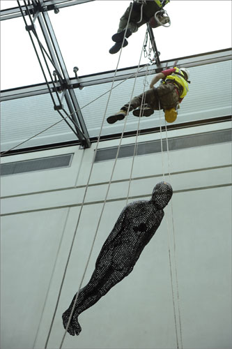 Gallery Anthony Gormley: Anthony Gormley's sculpture 