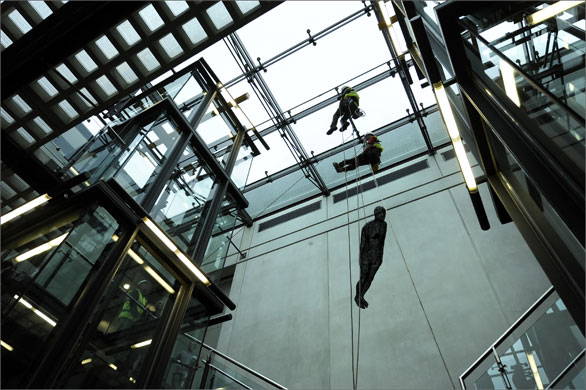 Gallery Anthony Gormley: Anthony Gormley's sculpture 