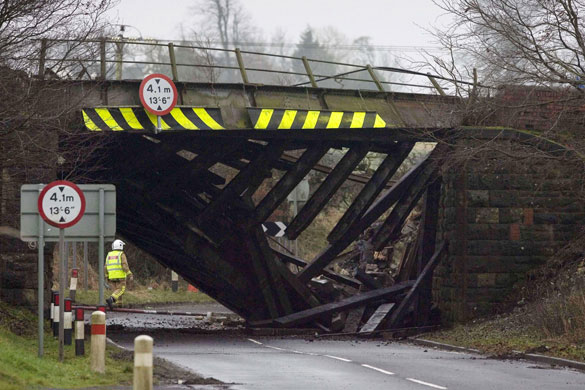 Gallery Frieght train fire: Freight train fire in Scotland