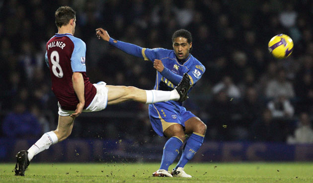 Gallery Football: Portsmouth v Aston Villa - Premier League