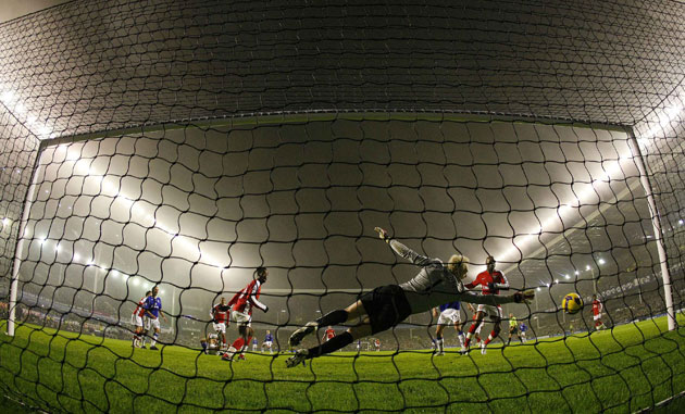 Gallery football: Arsenal's Almunia