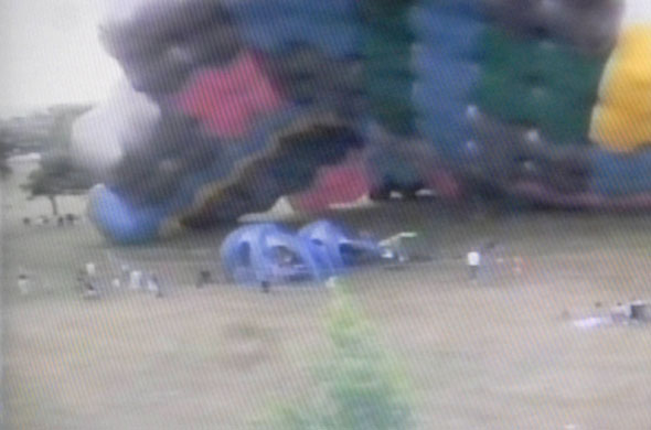 Gallery Dreamspace: Inflatable sculpture trial