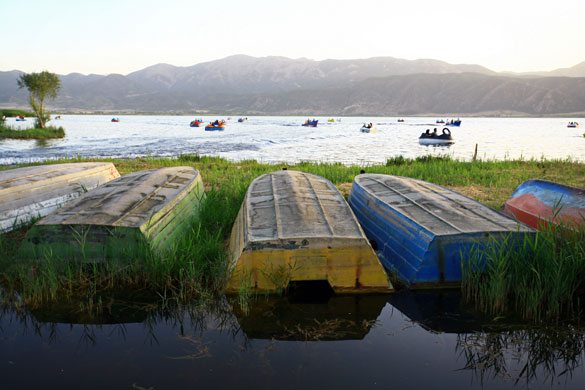 Gallery Iranian Society: Iason Athanasiadis's photographs of Iranian Society