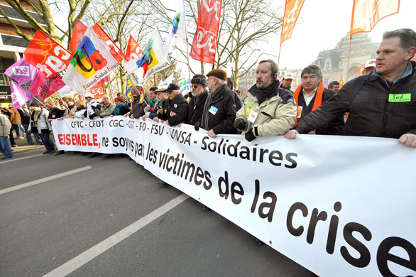 Gallery France's Unions Strike: France's trade-unions encourage their employees to strike