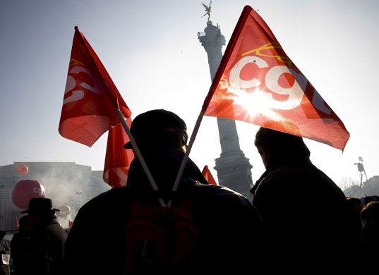 Gallery France's Unions Strike: France's trade-unions encourage their employees to strike