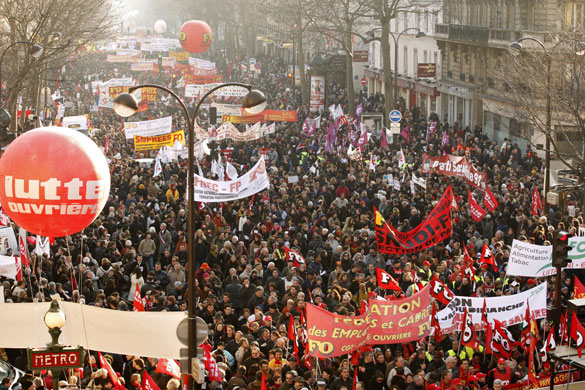 Gallery France's Unions Strike: France's trade-unions encourage their employees to strike