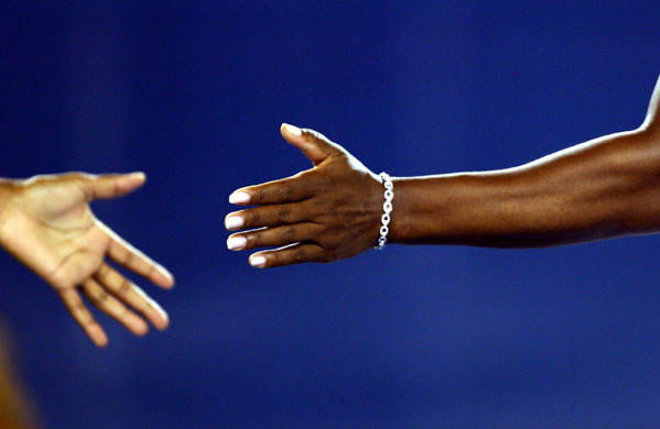 Gallery Aus Open Day 12: Serena and Venus hands