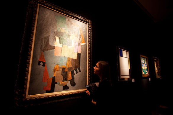 Gallery Yves Saint Laurent: The Yves Saint Laurent and Pierre Berge Collection