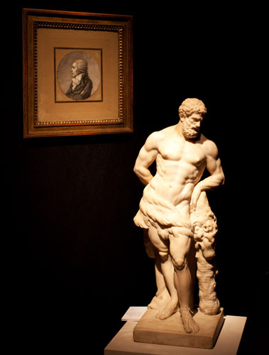 Gallery Yves Saint Laurent: The Yves Saint Laurent and Pierre Berge Collection