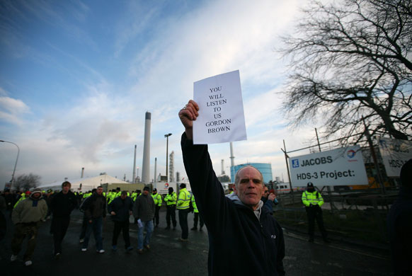 Gallery Oil refineries strike: Protesters gather at the Lindsey oil refinery in North Lincolnshire.