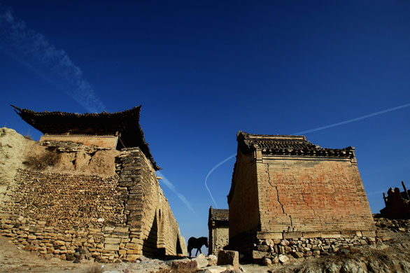 Gallery 30 January 2009: Yangyuan, China: Inhabited Tang Dynasty buildings