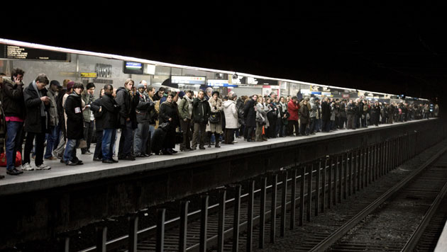 Gallery Credit-crunch protests: Credit-crunch protests around Europe