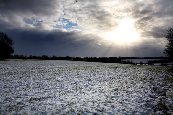 Gallery snow: Hoxne, Suffolk: A frozen, snow-covered field