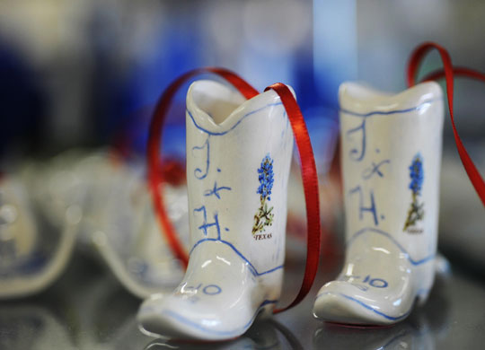 Gallery President George W Bush: Decorations in the shape of a cowboy boo