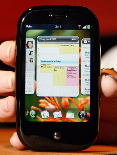Gallery Consumer Electronic Show: A new Palm Pre smartphone