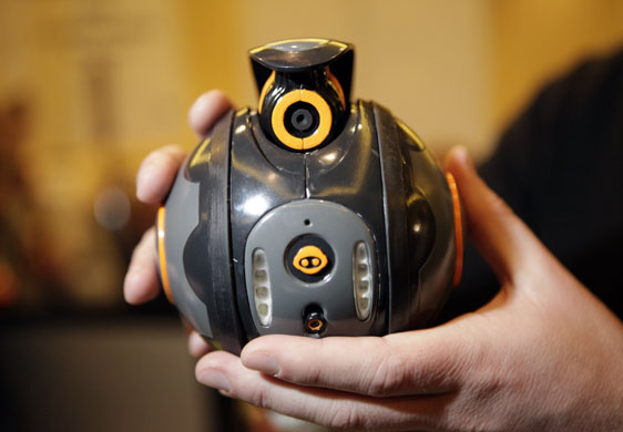 Gallery Consumer Electronic Show: WowWee's Spyball