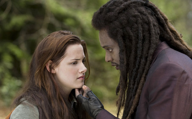 Twilight New Moon: Twilight New Moon: Kristen Stewart and Edi Gathegi