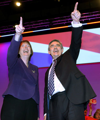 Labour conference 5: Prime Minister Gordon Brown and Harriet Harman point towards the crowd 