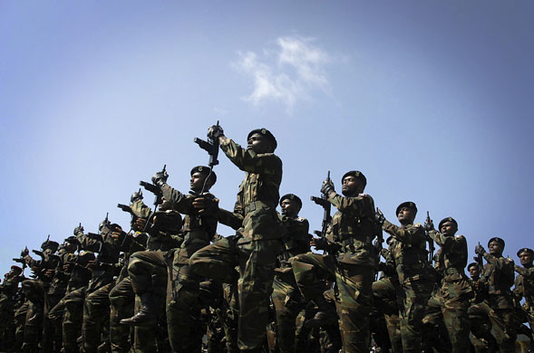 24 Hours in Pictures: Sri Lanka Army commandos participate in anniversarhy celebrations