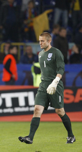 Ukraine v England: Robert Green is sent off