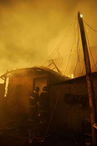 Sao Paulo Brazil fire: Firefighters work during a fire in Sao Paulo