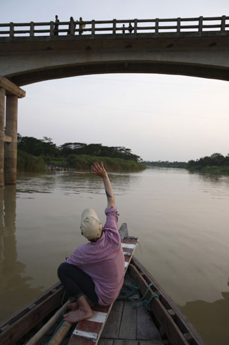 Jamie Hewlett: Visit River Island of Bangladesh with Oxfam