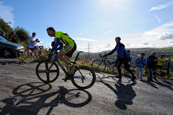 John Allen assignment: Camera Club: John Allen's cycling assignment