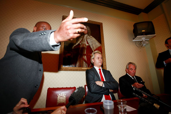 Geert Wilders: Geert Wilders speaks to the press