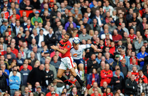 Saturday Prem Roundup: Under-fire Rio Ferdinand wins out in this aerial battle with Kevin Davies