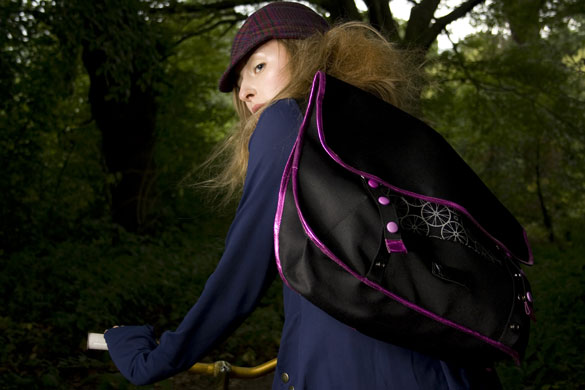 Fashion for bike: Cycling outfits from Cyclodelic